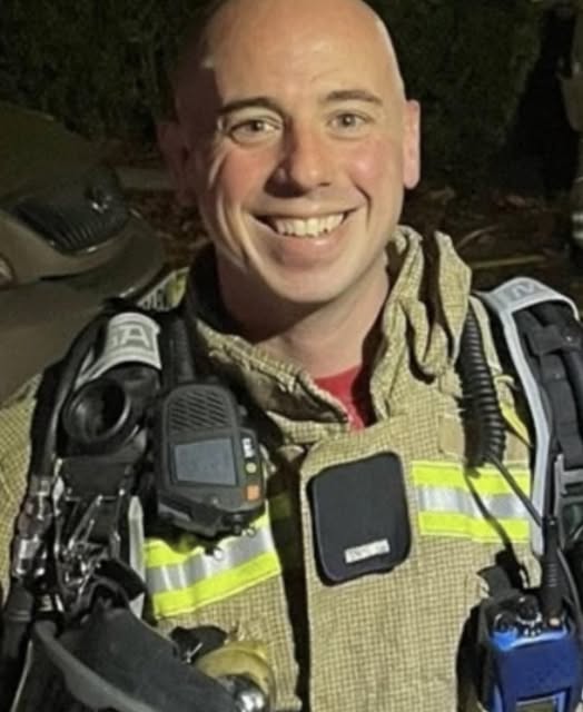 Tragic Blaze Claims Lives of Two Firefighters and a Civilian at Former RAF Site in Oxfordshire