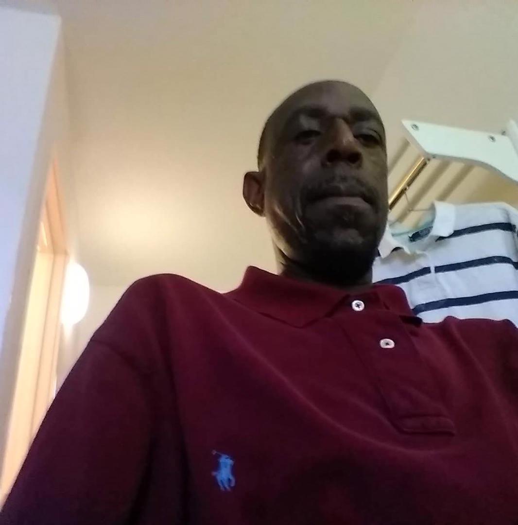 In Loving Memory of Robert Earl