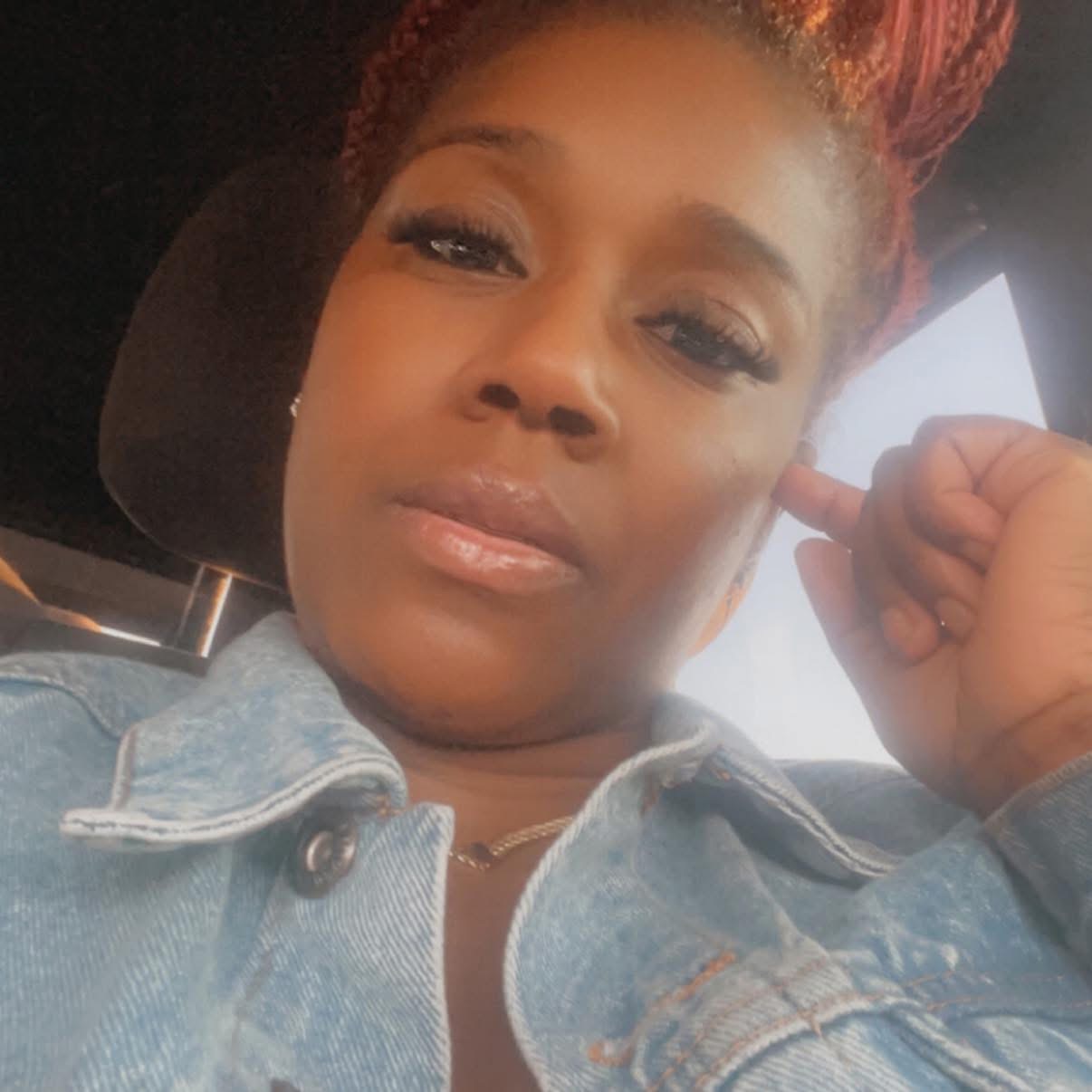 In Loving Memory of DeAra “MamaDee” Banks